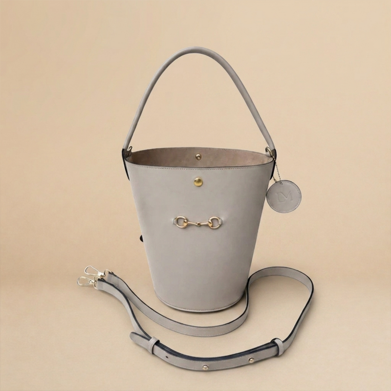 Seau Diane Taupe en Cuir Vachette Doublé Daim, Sac Seau Femme Élégant