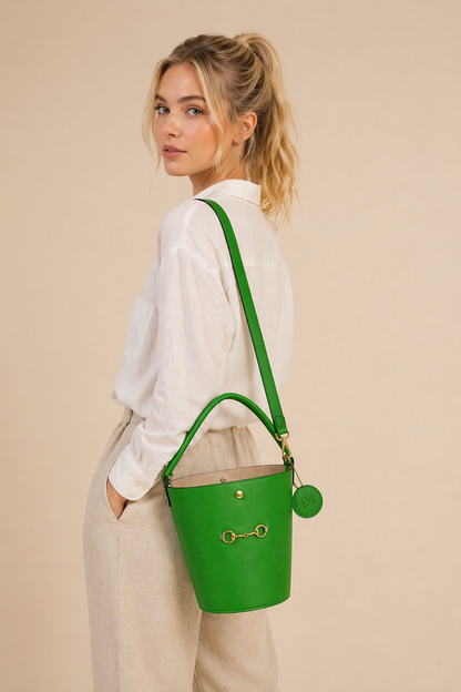 Seau Diane Vert en Cuir Vachette Doublé Daim, Sac Seau Femme Singulier